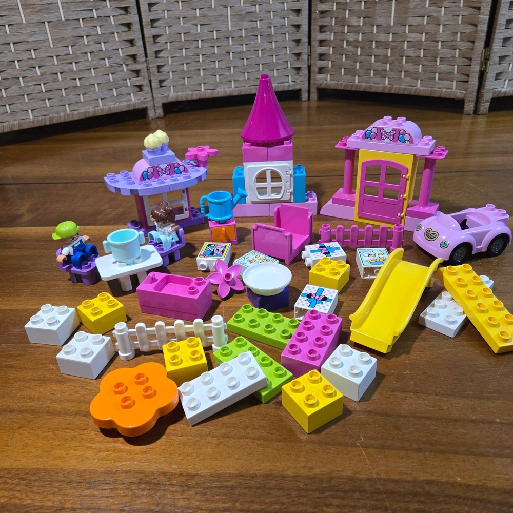 LEGO Duplo Disney Minnie Mouse Building Set Pink Car Slide House Lot